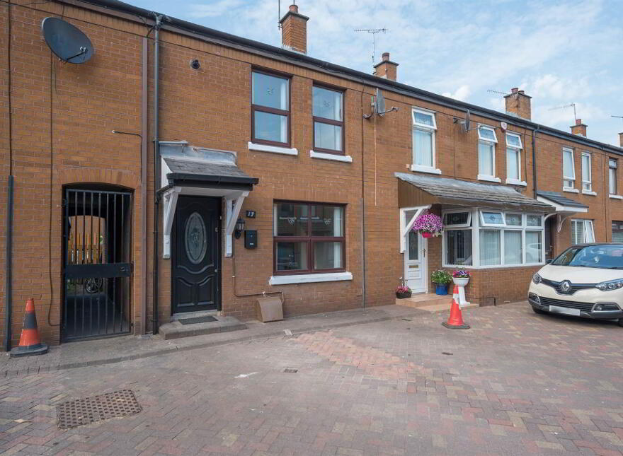 17 Henrietta Street, Belfast, BT2 8LW