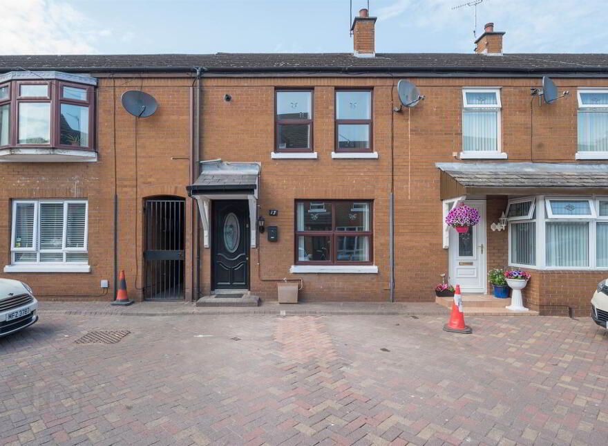 17 Henrietta Street, Belfast, BT2 8LW