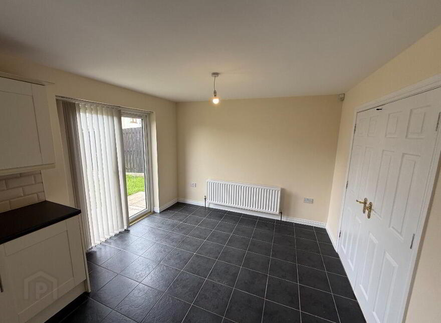 85 Carrigart Crescent, Lurgan, BT65 5EG