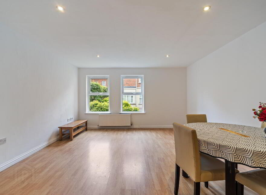 12 Ashley Courtyard, 1A Fane Street, Belfast, BT9 7JS
