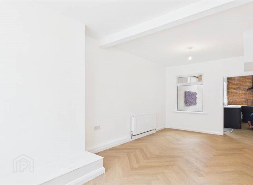 17 Hillview Avenue, Belfast, BT5 6JR