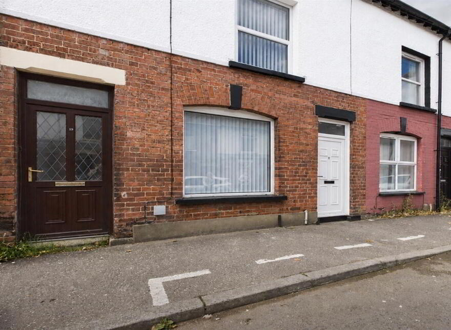17 Hillview Avenue, Belfast, BT5 6JR