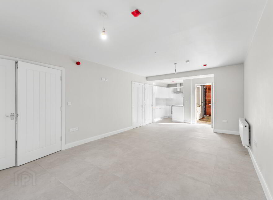 14 Castle Street, Donegal Town, F94W268
