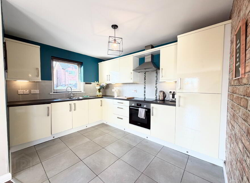 10 Woodland Grove, Ballymena, BT43 6WJ