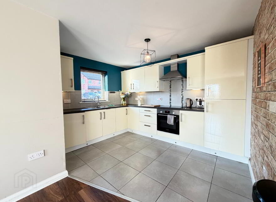 10 Woodland Grove, Ballymena, BT43 6WJ