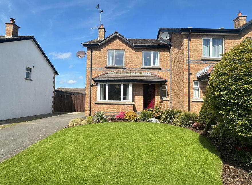 7 Castleglen Park, Dundrum, Newcastle, BT33 0WL