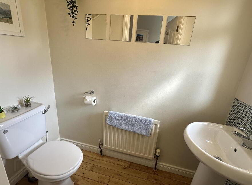 7 Castleglen Park, Dundrum, Newcastle, BT33 0WL
