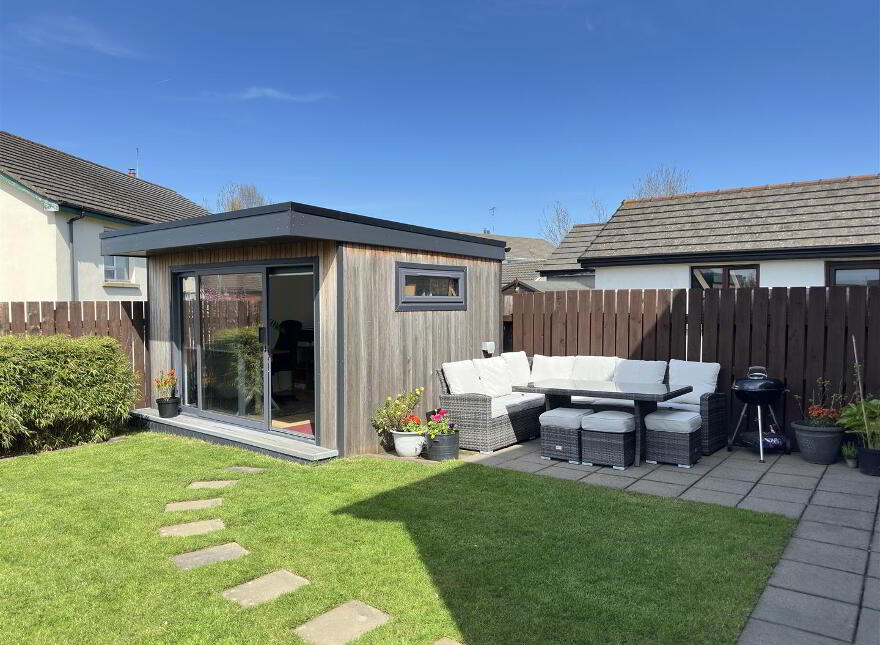 7 Castleglen Park, Dundrum, Newcastle, BT33 0WL