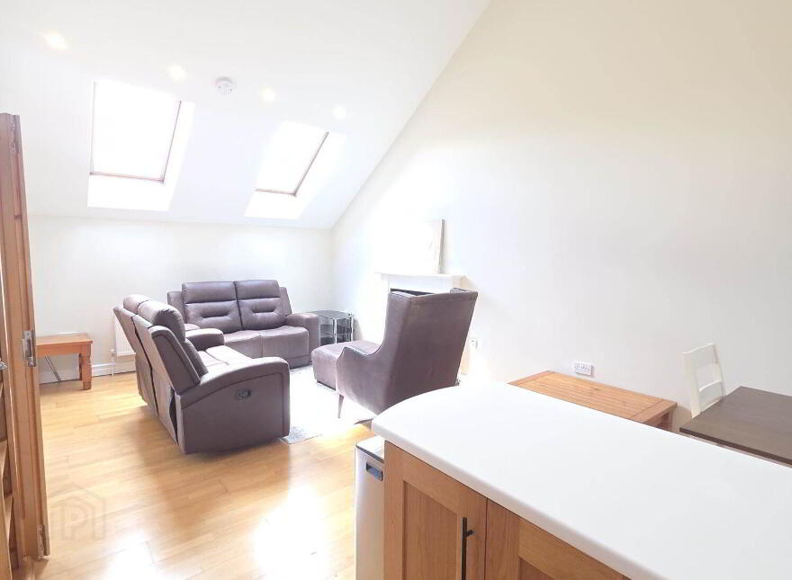 169 Cairéal Mór, Castlegar, Headford Road, H91F227