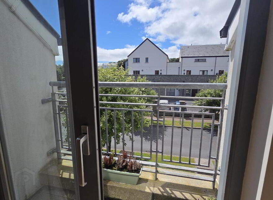 169 Cairéal Mór, Castlegar, Headford Road, H91F227