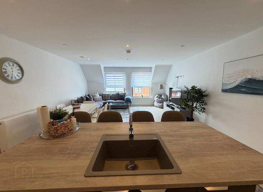 16 Coastal Links (HOLIDAY LET), Portrush, BT56 8FU