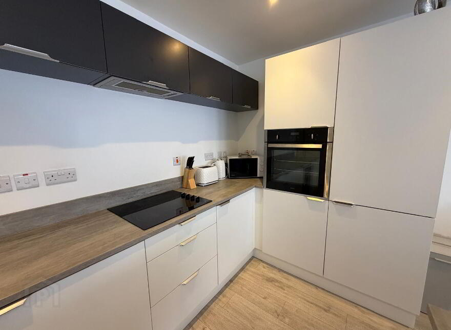 16 Coastal Links (HOLIDAY LET), Portrush, BT56 8FU
