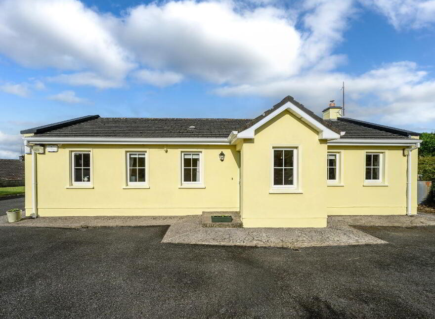 Ballea, Carrigaline, P43WD90