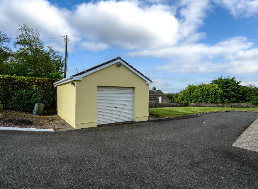 Ballea, Carrigaline, P43WD90