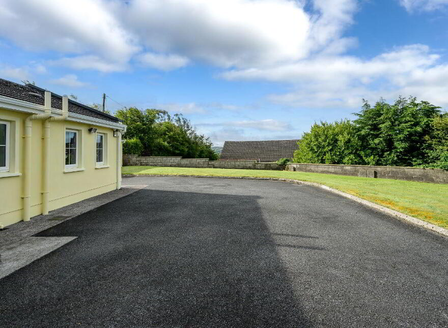 Ballea, Carrigaline, P43WD90