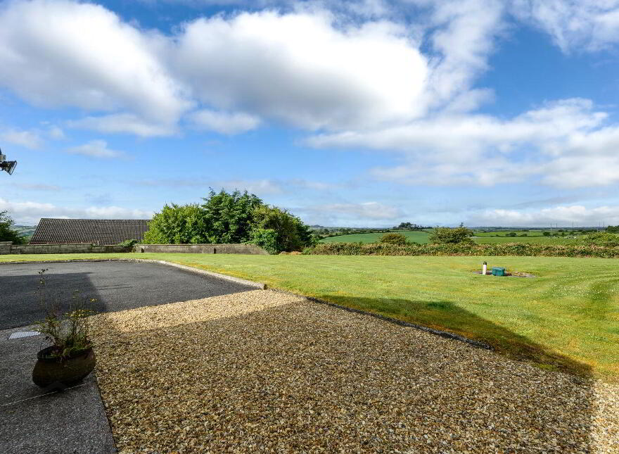 Ballea, Carrigaline, P43WD90