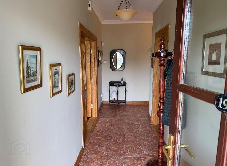 19 Ard Na Mara, Dingle, V92F578
