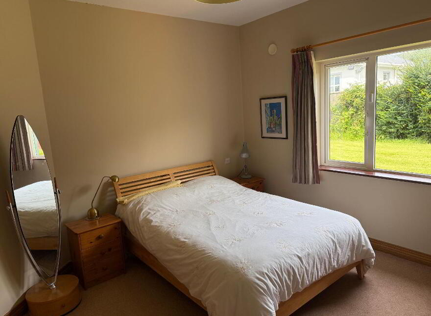 19 Ard Na Mara, Dingle, V92F578