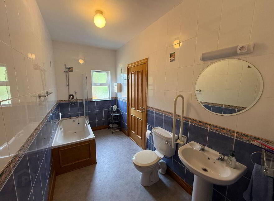 19 Ard Na Mara, Dingle, V92F578