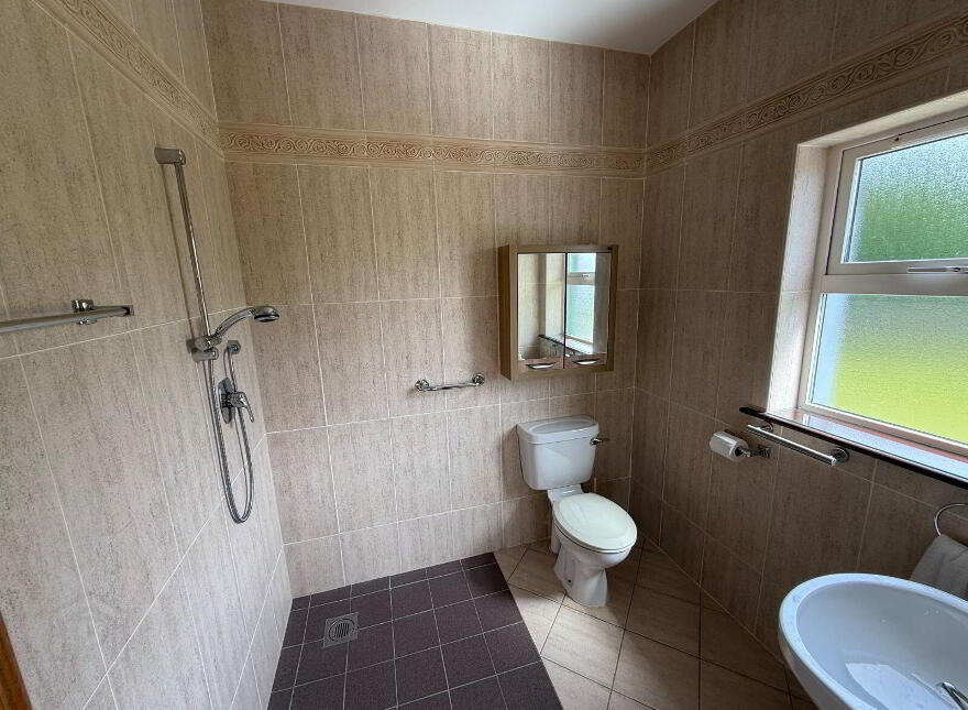 19 Ard Na Mara, Dingle, V92F578