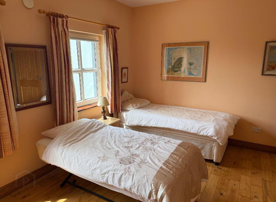 19 Ard Na Mara, Dingle, V92F578