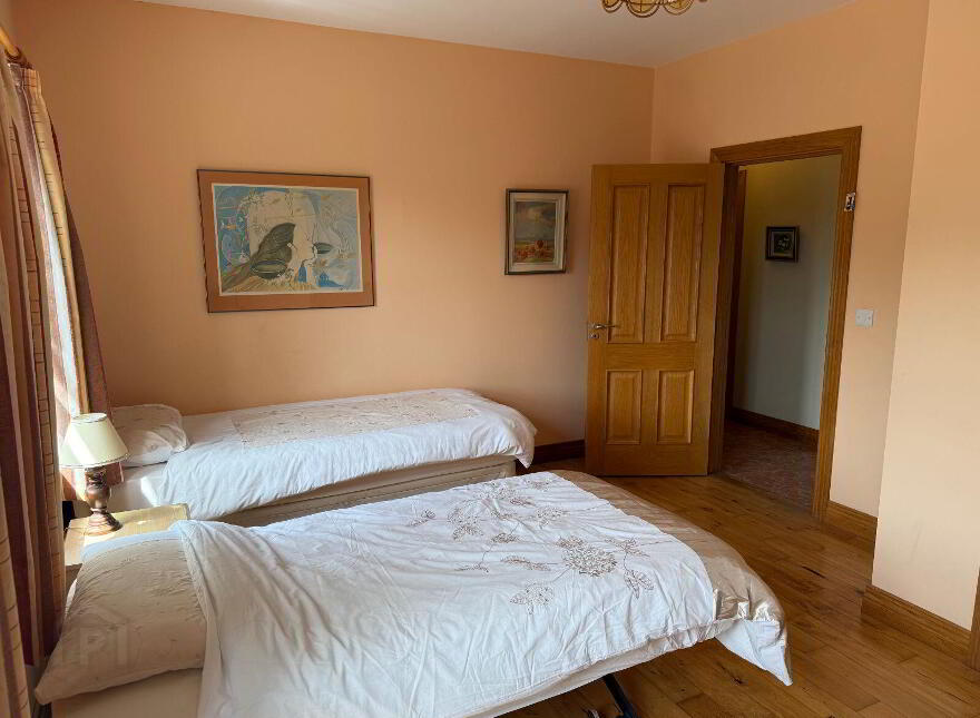 19 Ard Na Mara, Dingle, V92F578