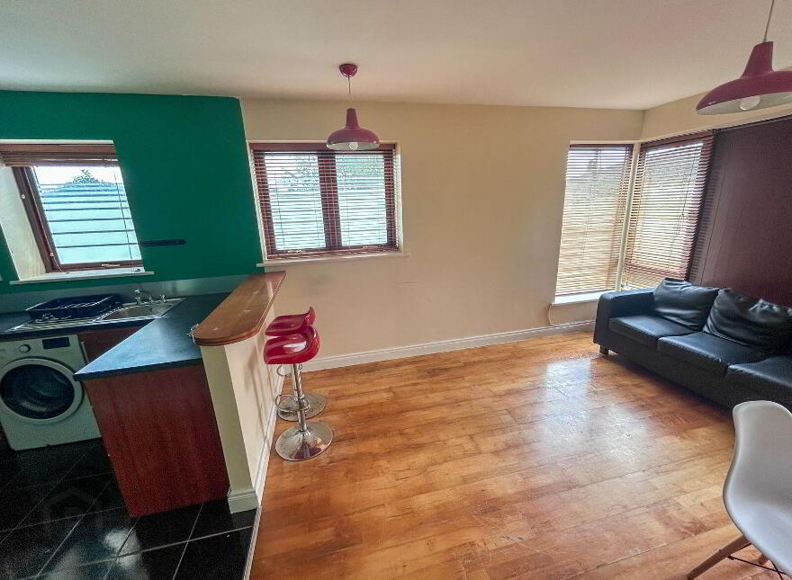 2 Petitswood View, Dublin Road, Mullingar, N91KW92