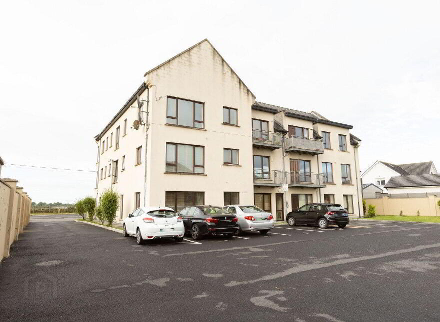 2 Petitswood View, Dublin Road, Mullingar, N91KW92