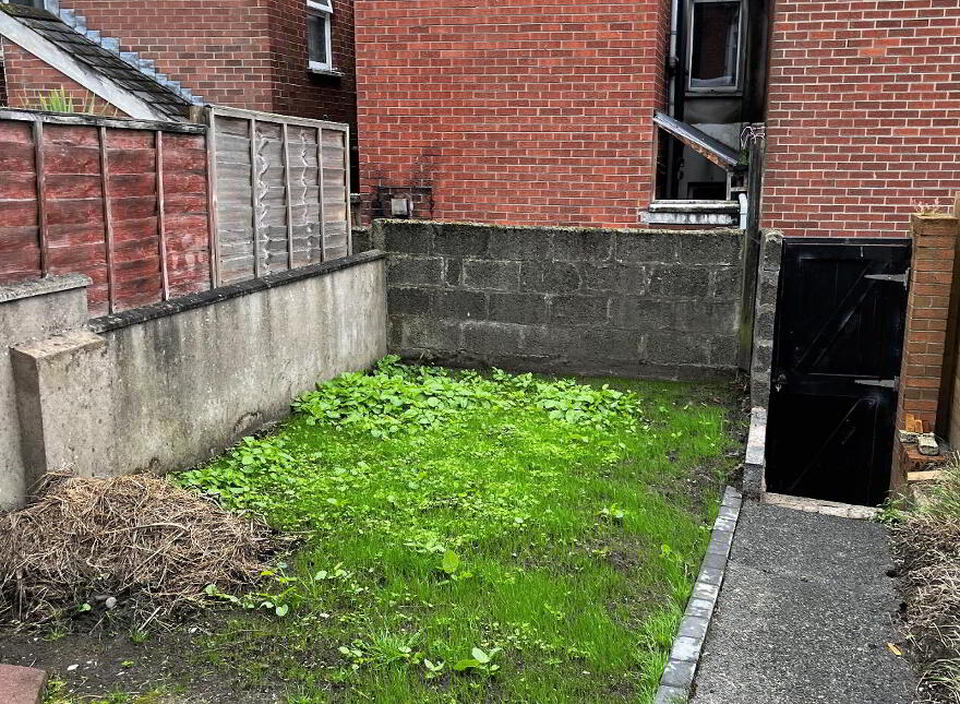 9 Willowfield Parade, Belfast, BT6 8HQ