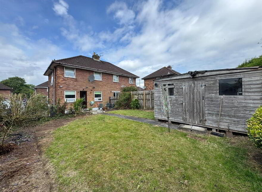 9 Glebecoole Drive, Glengormley, Newtownabbey, BT36 6HZ
