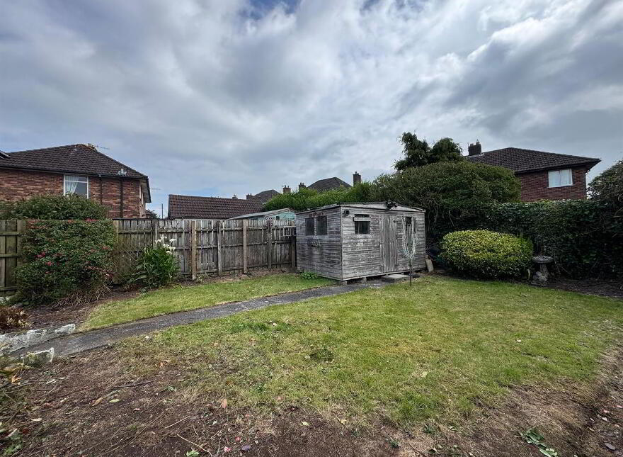 9 Glebecoole Drive, Glengormley, Newtownabbey, BT36 6HZ