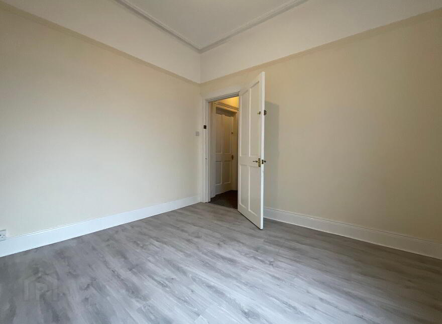 31 Woodvale Road, Belfast, BT13 3BN