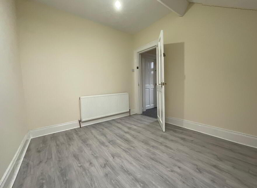 31 Woodvale Road, Belfast, BT13 3BN
