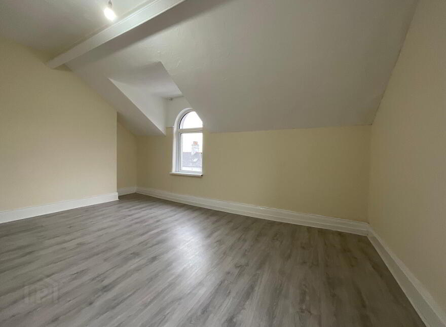31 Woodvale Road, Belfast, BT13 3BN