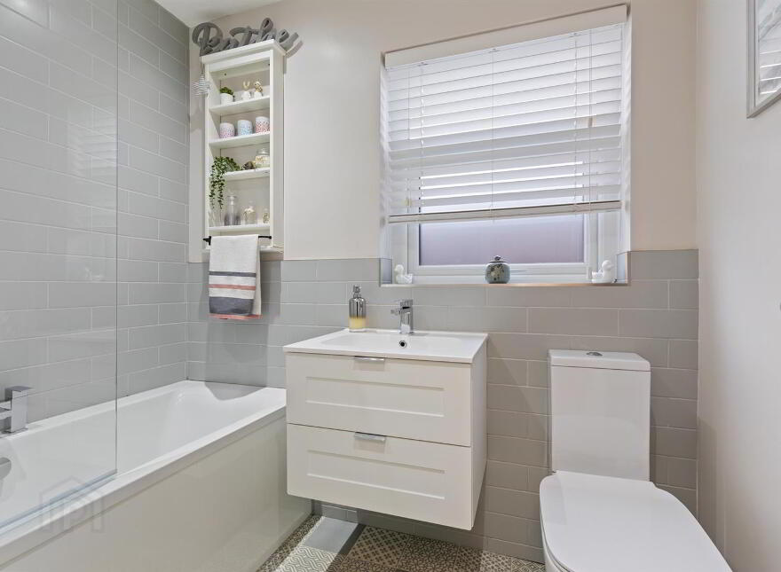 39 Mandeville Avenue, Newtownards, BT23 8XA