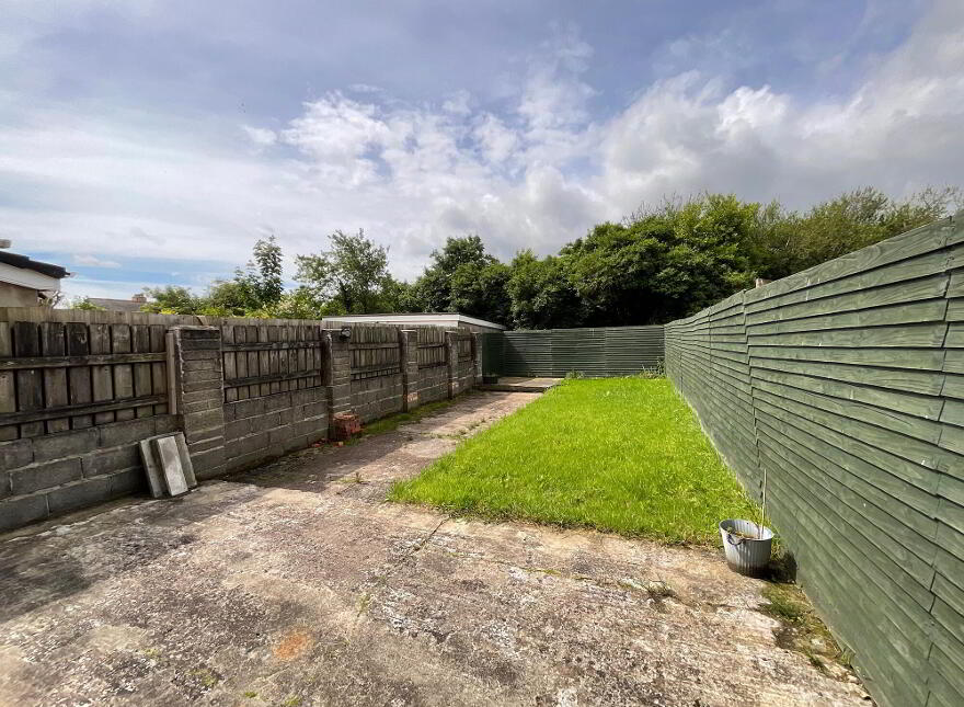 30 Prestwick Park, Belfast, BT14 6PJ