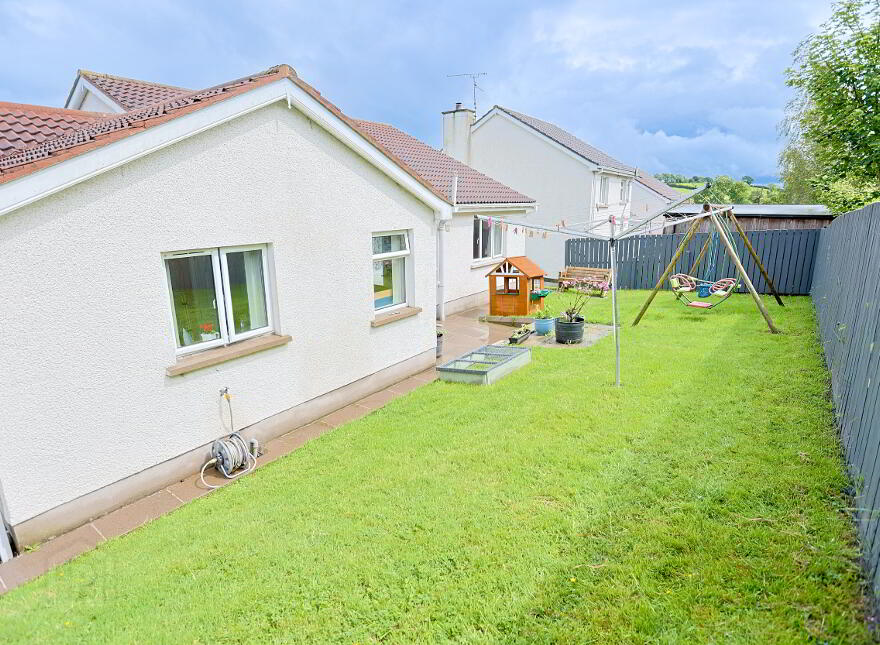 2 Johnstown Mews, Hamiltonsbawn, Armagh, BT61 9SH