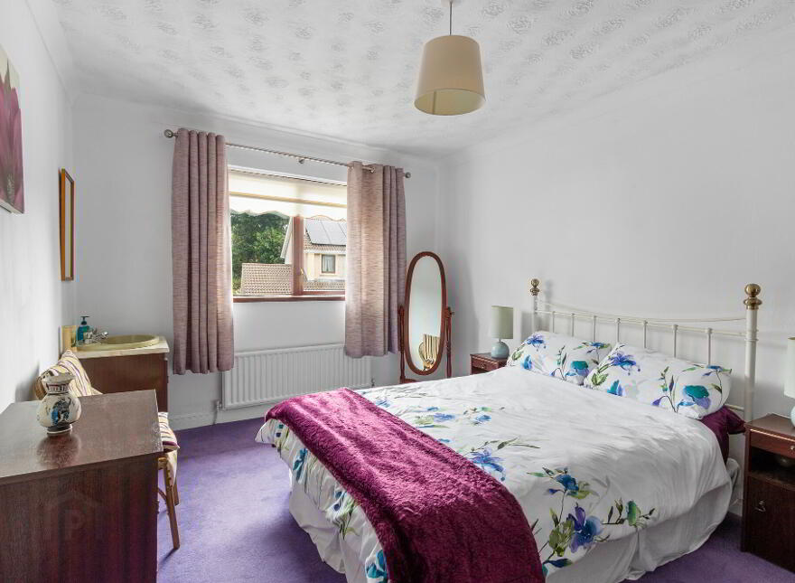 17 Oaklands Park, Letterkenny, F92DNE6