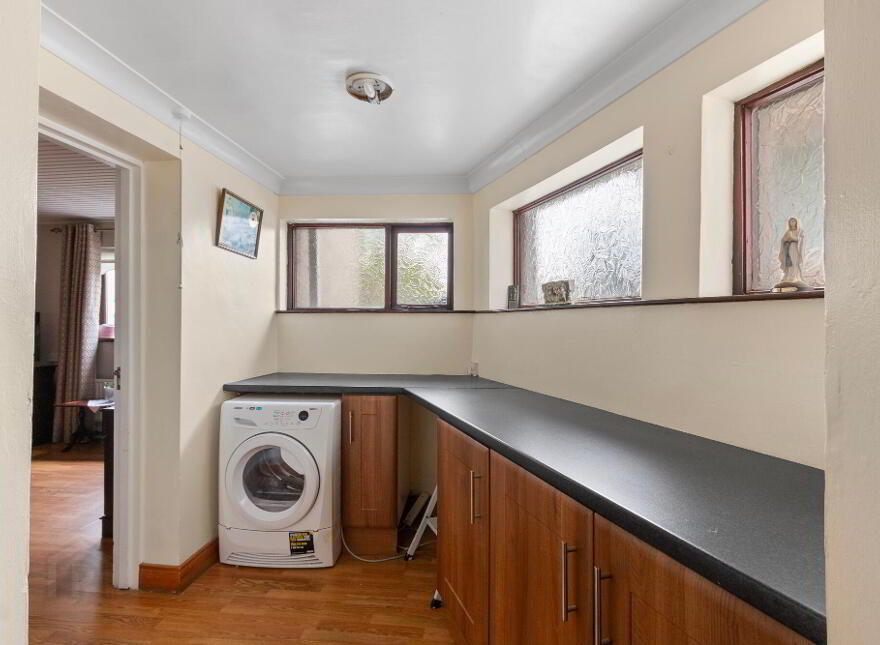 17 Oaklands Park, Letterkenny, F92DNE6