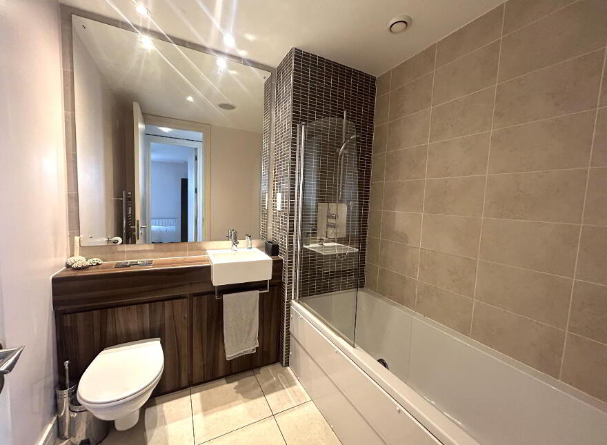 Apt 9-14 The Arc, Queens Road, Belfast, BT3 9FL