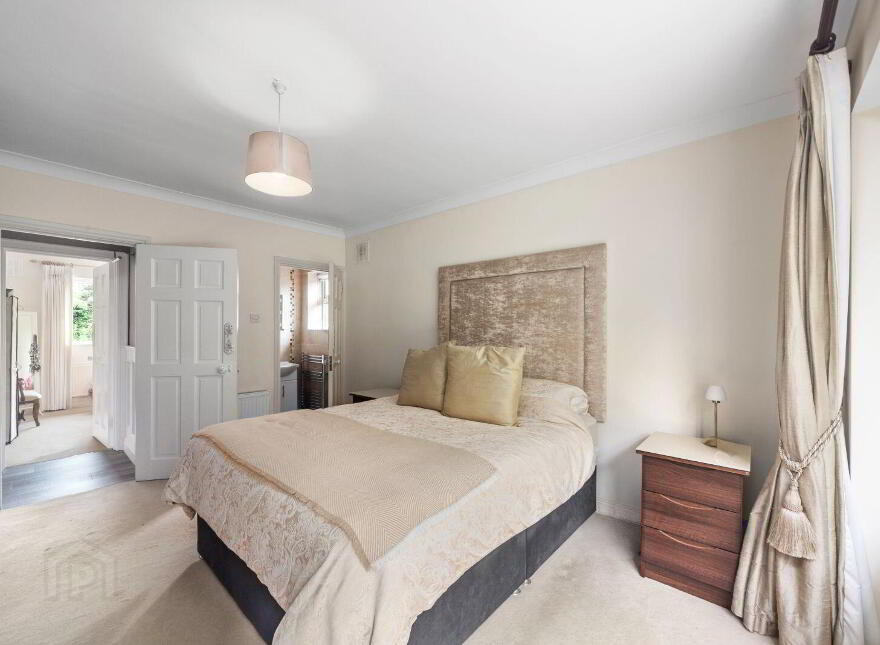 The Beeches, Mill Land, Parsonstown, A85T104