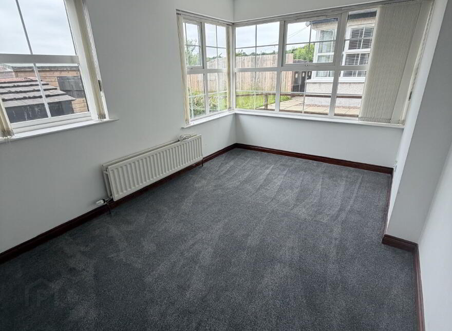 33 Henryville Meadows, Ballyclare, BT39 9FY