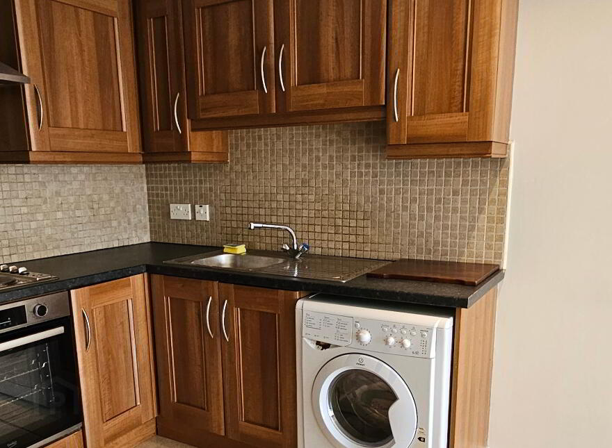 Unit 1, 1B Ravenscroft Avenue, Belfast, BT5 5BA