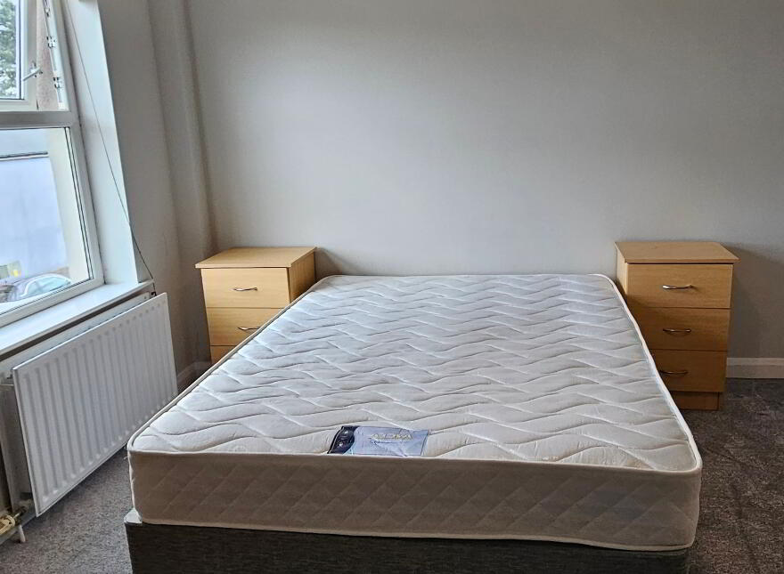 Unit 1, 1B Ravenscroft Avenue, Belfast, BT5 5BA