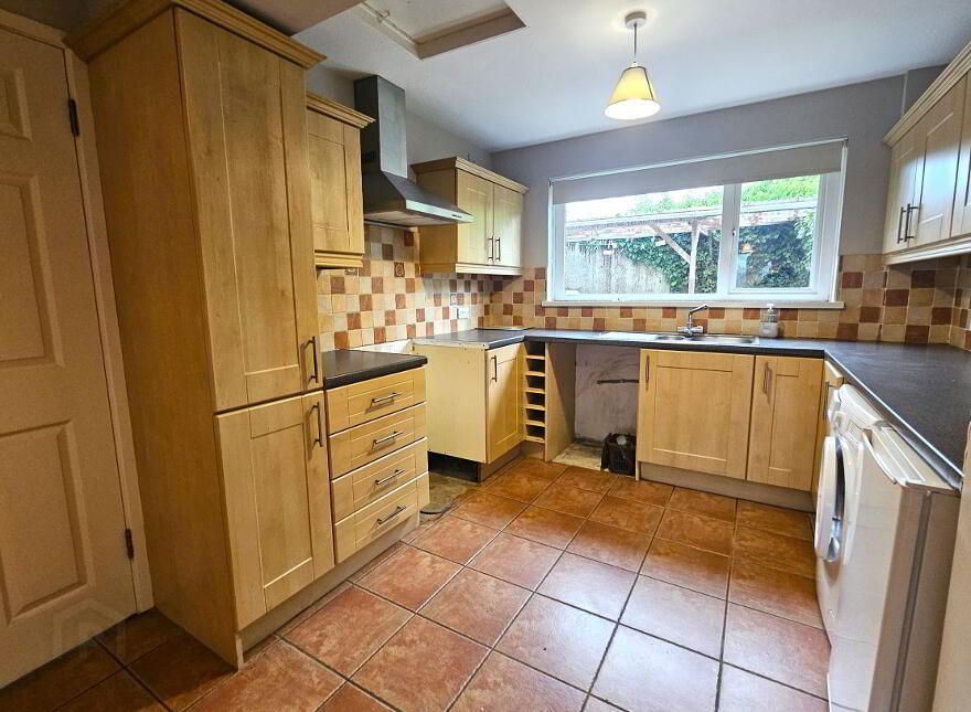10 Hollowburn Road, Antrim, BT41 1NQ
