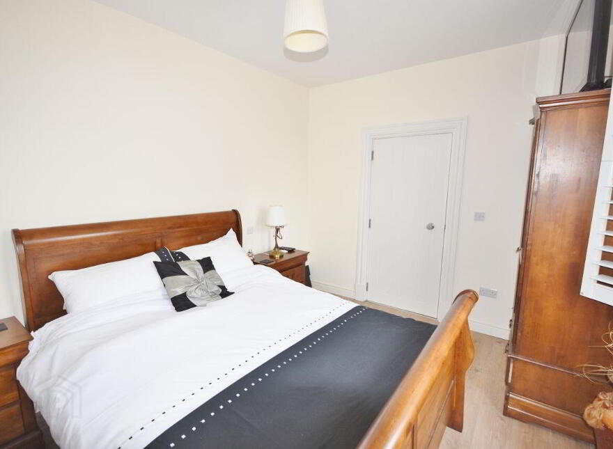 East, End, Ballybunion, V31NW13