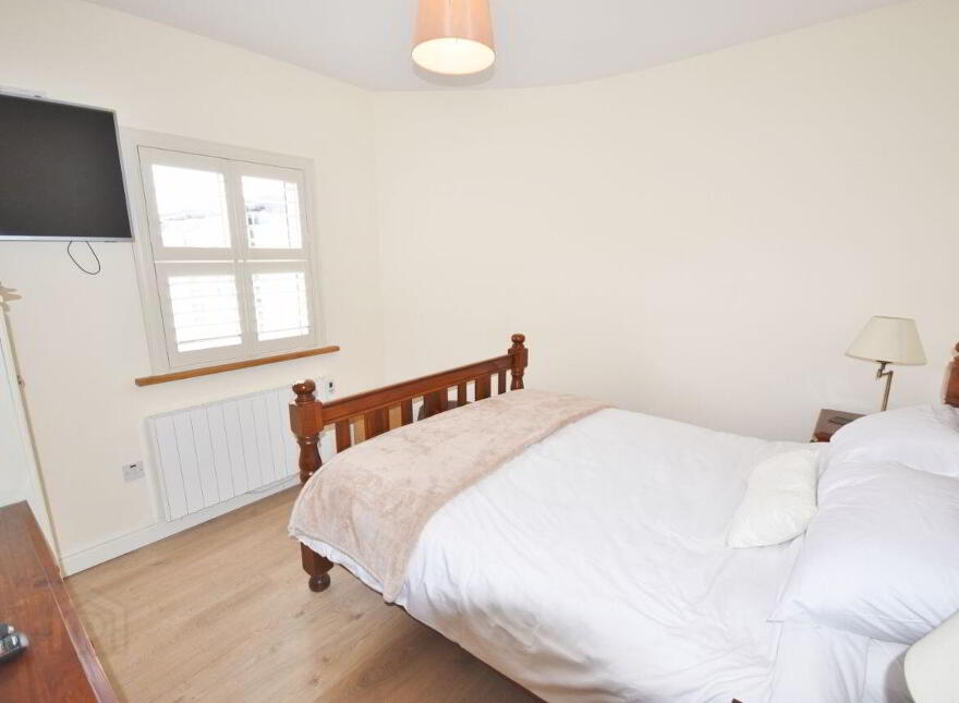 East, End, Ballybunion, V31NW13
