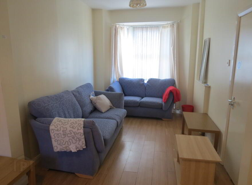 193 Dunluve Avenue, Lisburn Road, Belfast, BT9 7AX