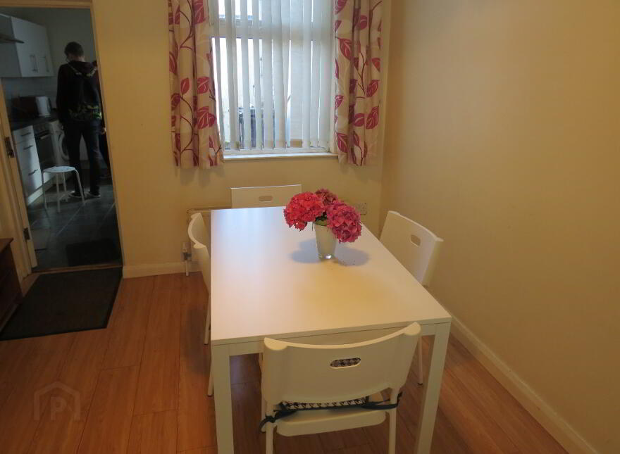 193 Dunluve Avenue, Lisburn Road, Belfast, BT9 7AX