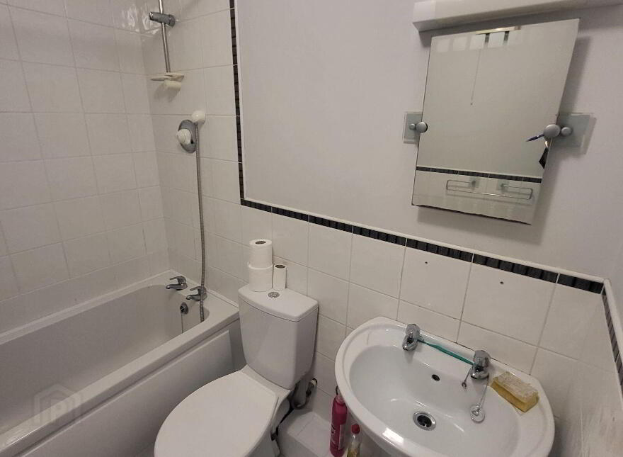 Apartment 1 County Apartments, Bridge Street, Carrick-On-Shannon, N41EW61